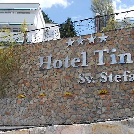 & Tino Sveti Stefan מלון